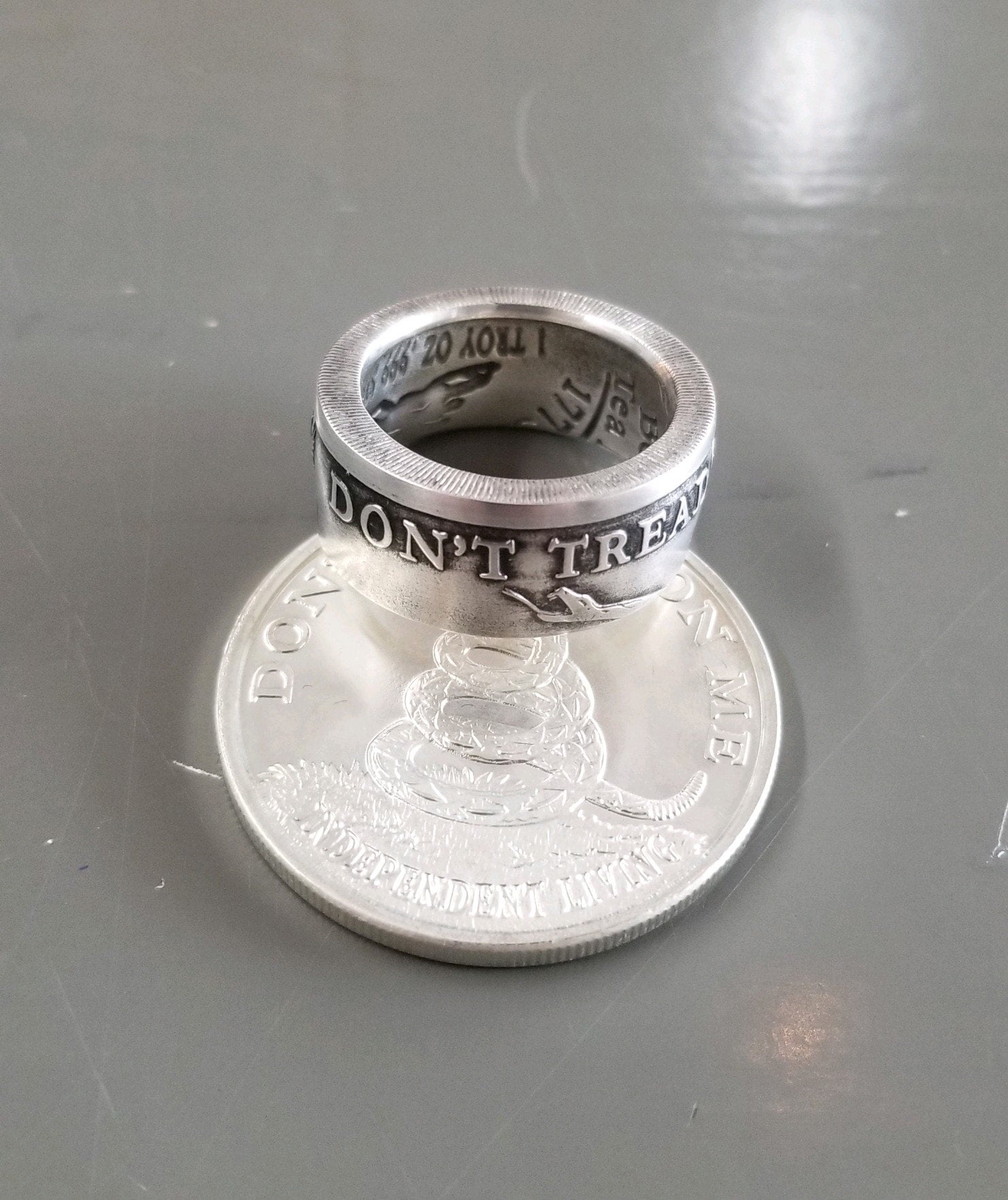 Buy Silver Radha Krishna 10 Grams Oval Shaped 999 Silver Coin Online at  Silvermerc | SC10_4 – Silvermerc Designs
